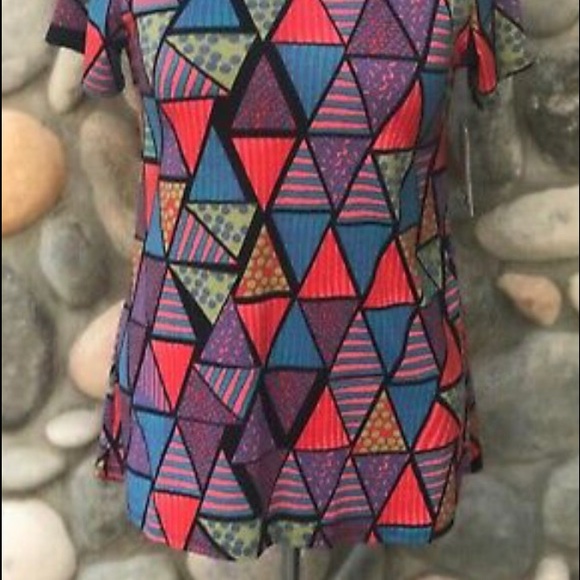 LuLaRoe New Multicolored Geometric Classic T Shirt Medium NWT - Picture 4 of 12